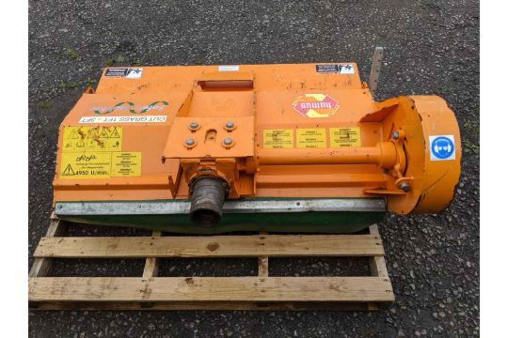 2010 Humus SME105 Out Front Mulcher Deck 105cm Cutting Width - Image 2 of 4