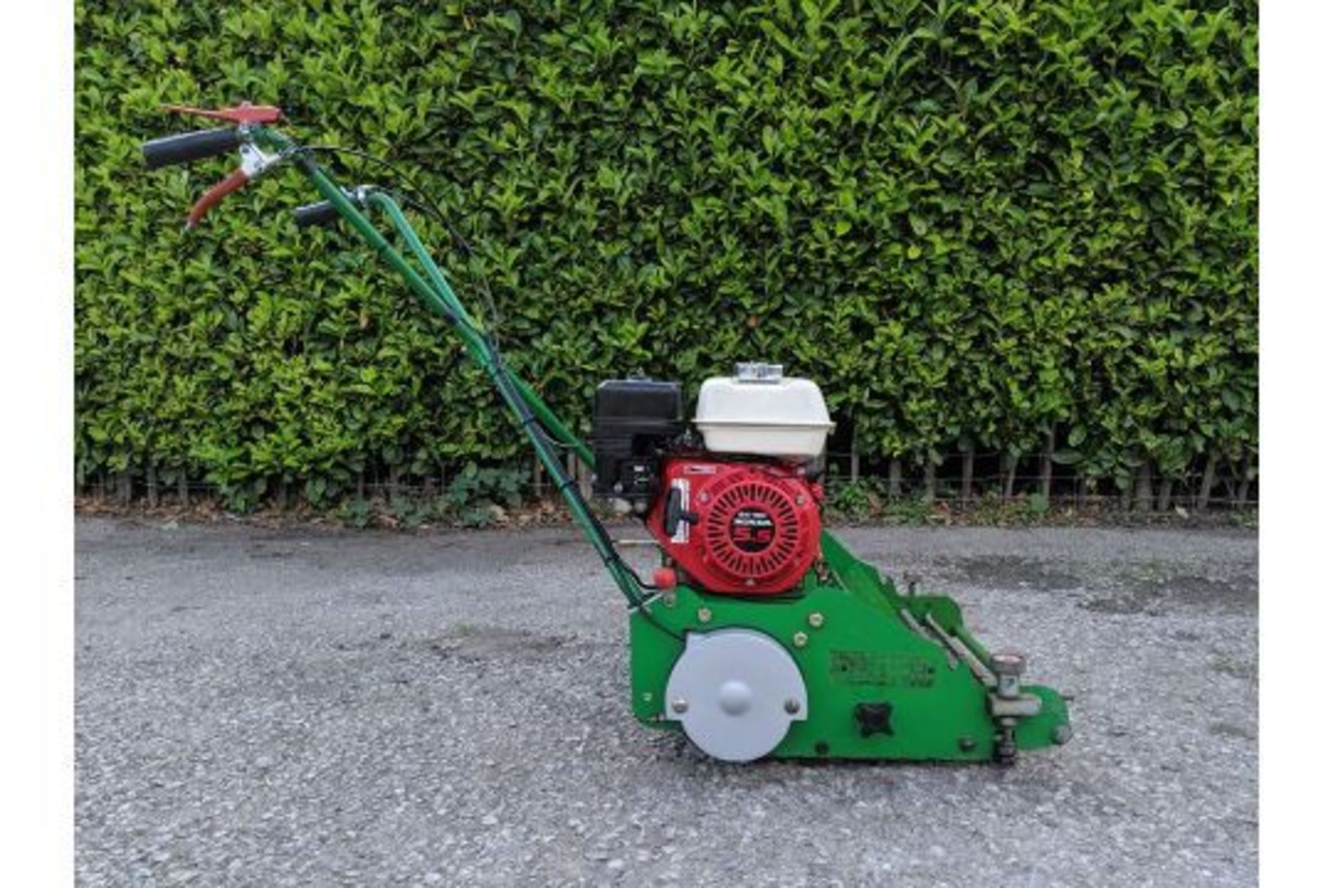 2005 Dennis FT510 9 Blade Cylinder Mower - Image 7 of 10