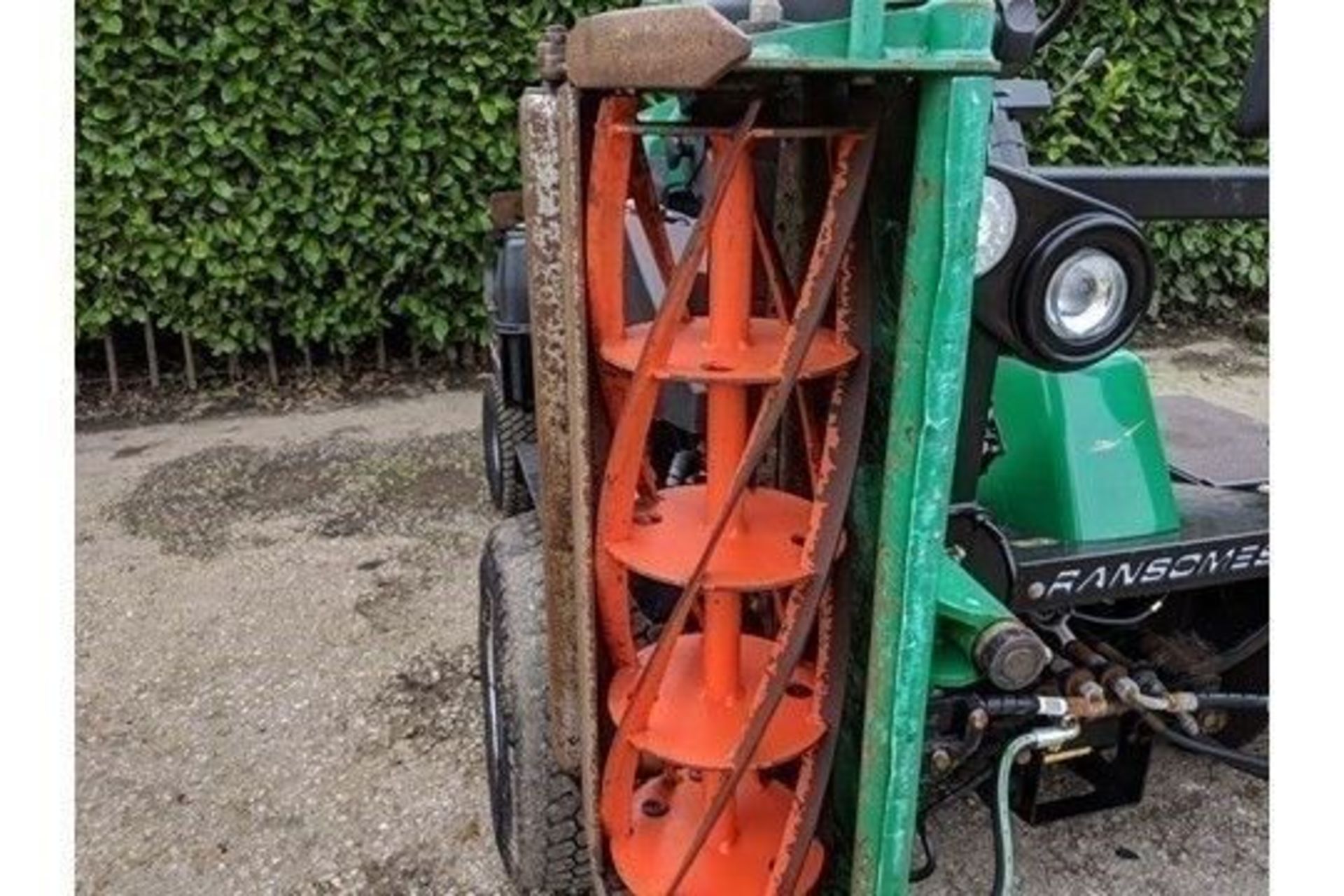 2012 Ransomes Parkway 3 4WD Triple Cylinder Mower - Image 7 of 8