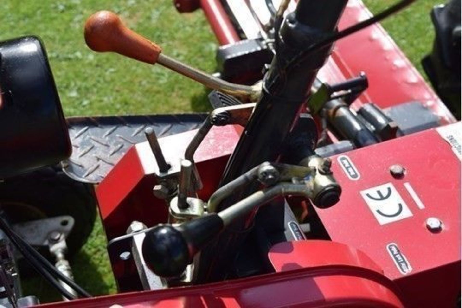 Saxon Triple LM180B Ride On Cylinder Mower - Image 2 of 5