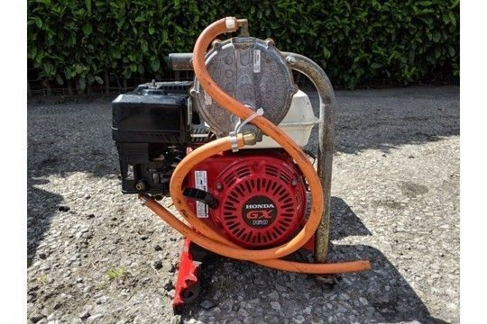 Honda GA3500H 3.5Kva Gas/Petrol Generator - Image 4 of 5