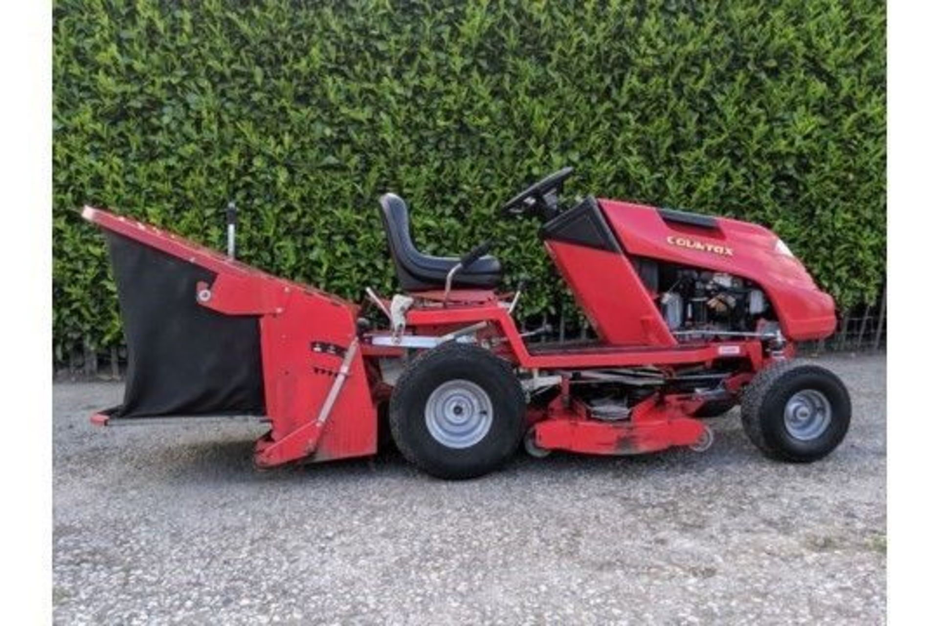Countax C400H 38" Rear Discharge Garden Tractor With PGC