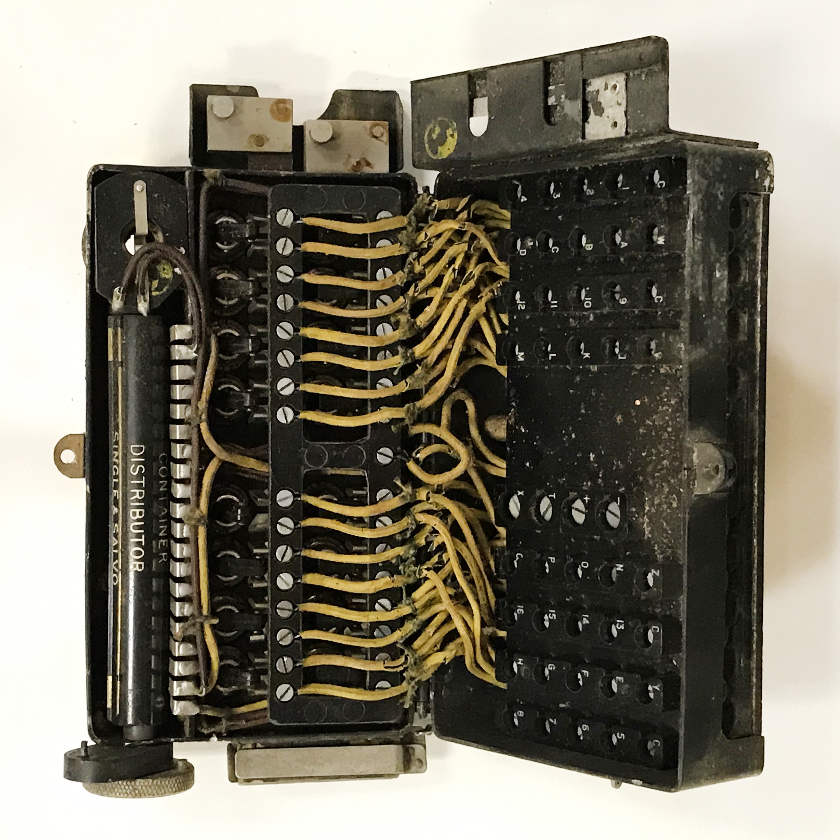 UNUSUAL PART OF THE EARLY GOVERNMENT ISSUED ENGINE BOARD - Image 7 of 8