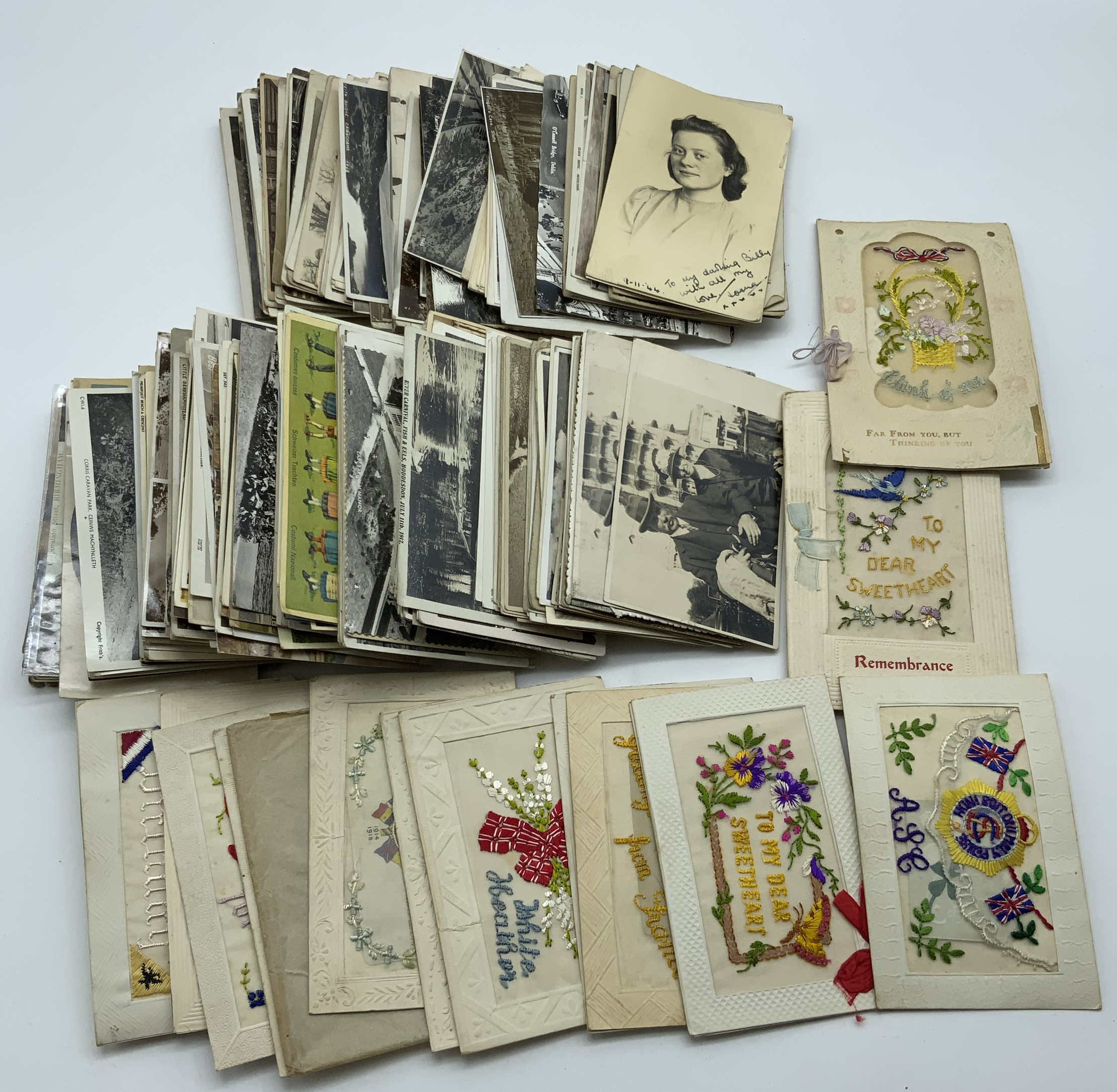 SMALL COLLECTION OF EARLY POSTCARDS INCLUDING SOME SILK