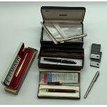 SELECTION OF PENS INCLUDING SILVER SET & PARKER