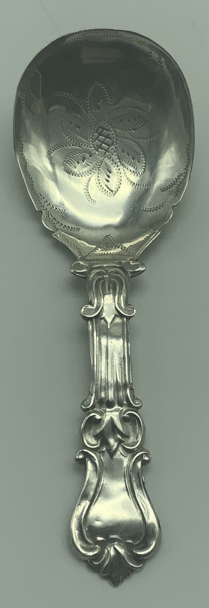 1863 GEORGE UNITE HALLMARKED SILVER TEA CADDY SPOON (REPAIRED HANDLE) - Image 4 of 4