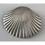 VINTAGE BEAU STERLING SILVER SCALLOP BROOCH