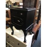 BLACK RICOCO BEDSIDE CABINET