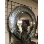 ROUND VENETIAN STYLE MIRROR