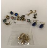 VARIOUS GOLD EARRINGS ETC & OTHER JEWELLERY