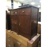 PAIR OF BEDSIDE CABINETS