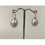 LARGE 9CT GOLD SOUTH SEA PEARL EARRINGS