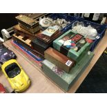 COLLECTION OF GAMES INCLUDING EARLY DOMINO SETS
