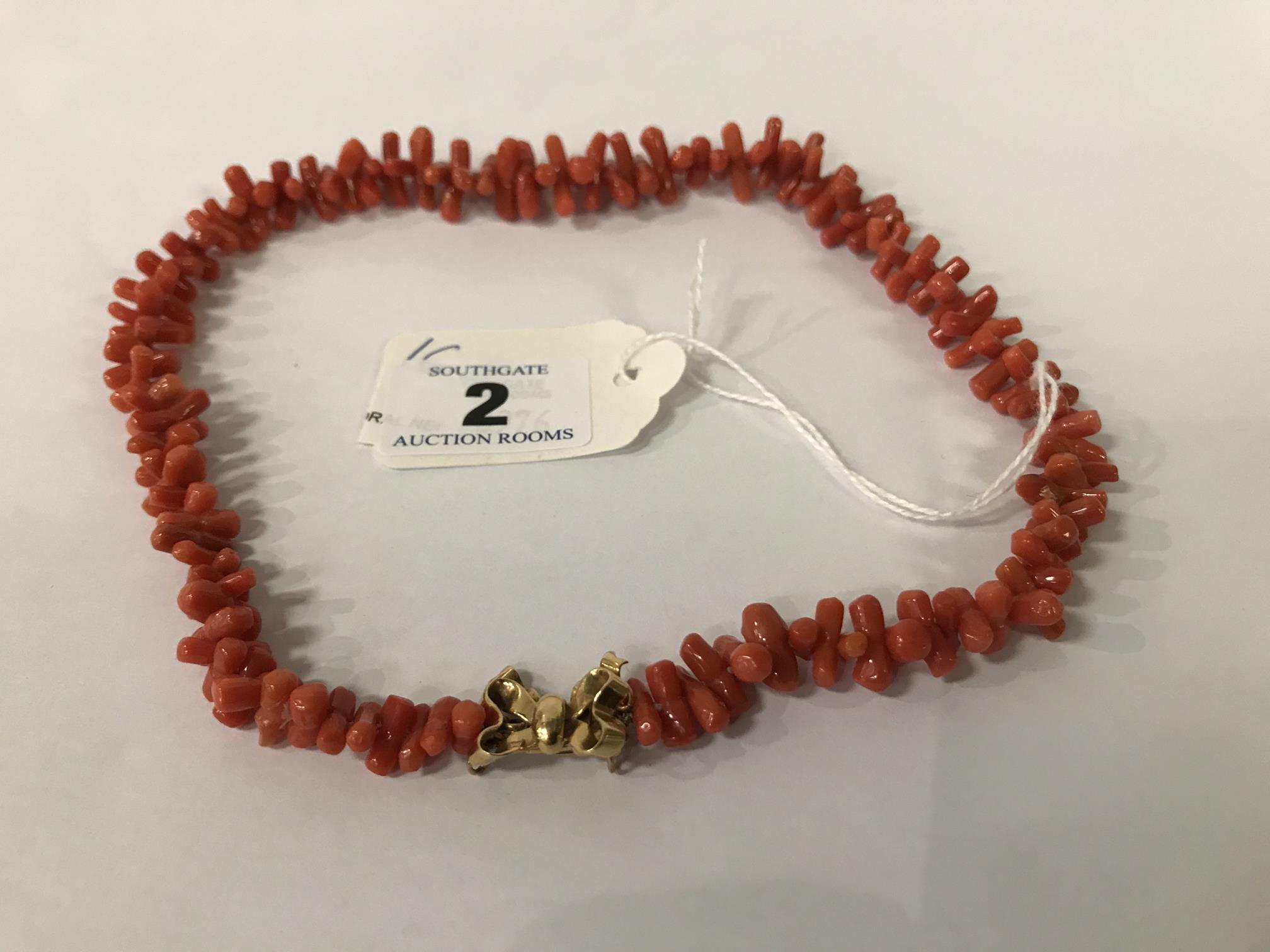 9CT GOLD CLASP PINK CORAL NECKLACE