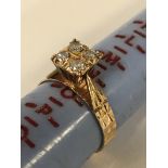 18CT GOLD & DIAMOND RING