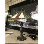 TIFFANY STYLE LAMP