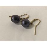 9CT GOLD PEACOCK PEARL DROP HOOK EARRINGS