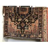 NORTH WEST PERSIAN NAHAWAND RUG 195CM X 134CM