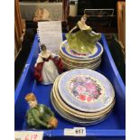 3 ROYAL DOULTON FIGURES WITH COLLECTORS PLATES
