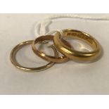 22CT GOLD WEDDING BAND, 18CT WEDDING RING & 9CT WEDDING RING