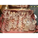 COLLECTION OF GLASSWARE CRYSTAL
