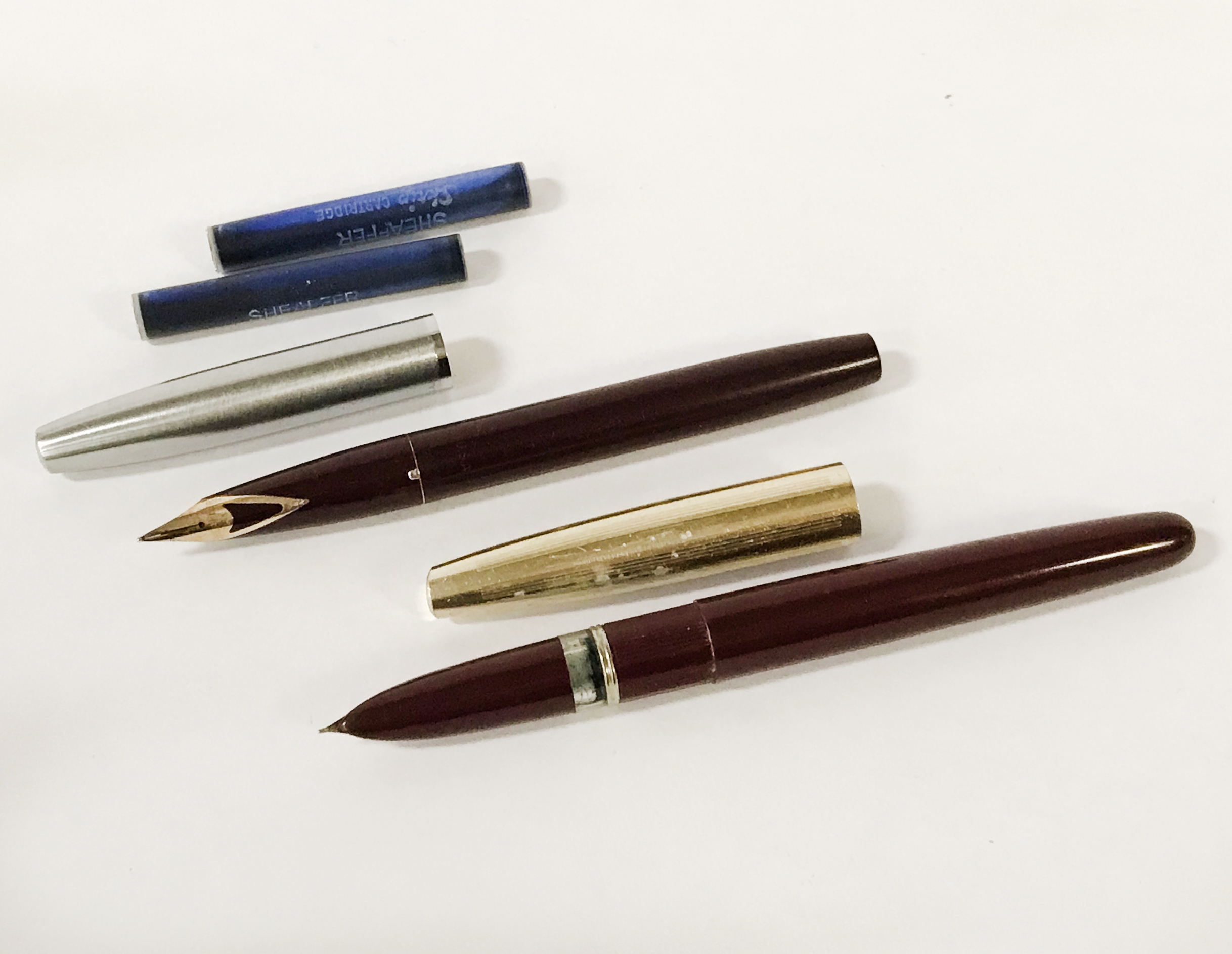 SHEAFFER PEN SET - 14CT GOLD NIB