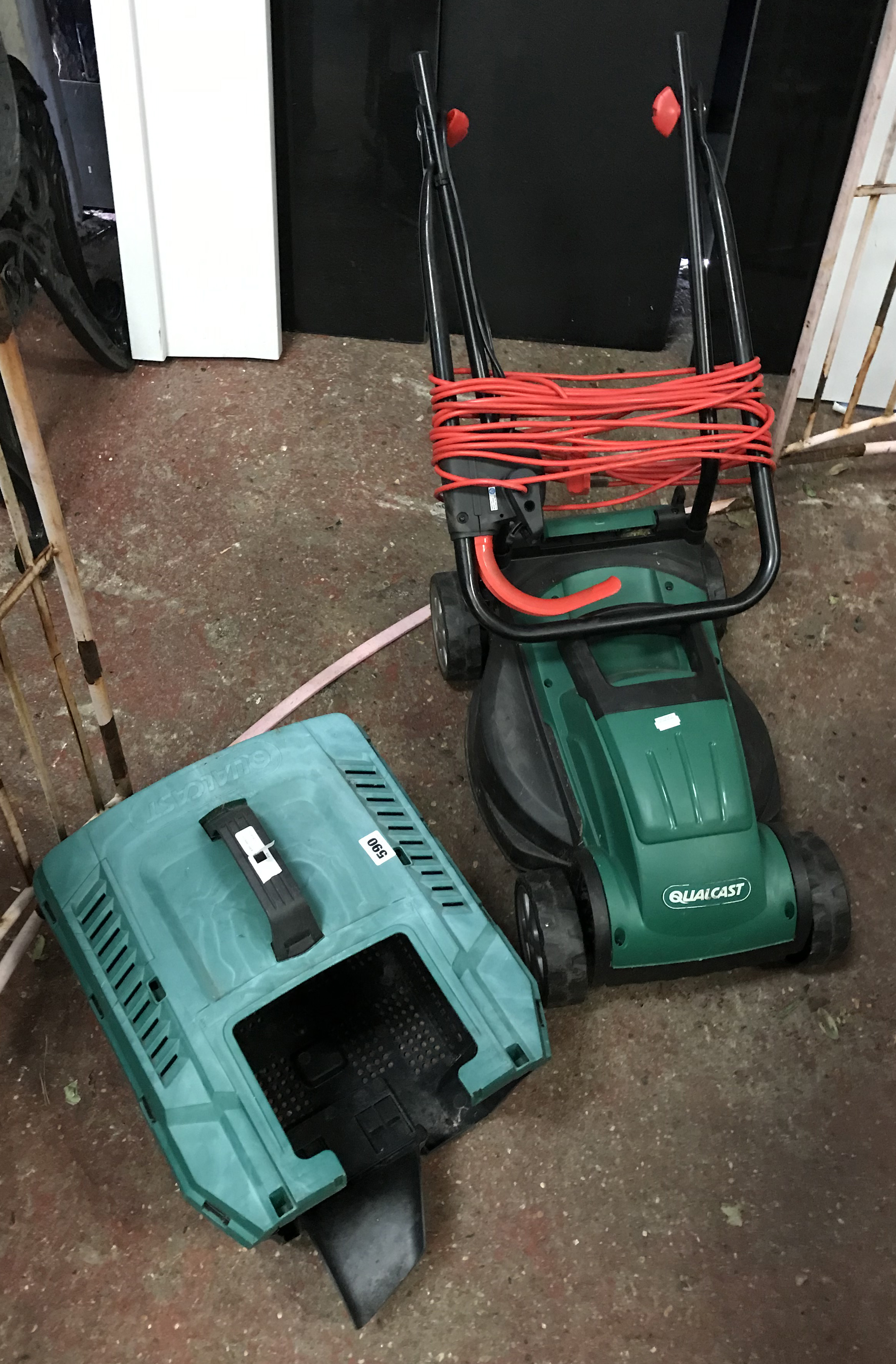 LAWNMOWER