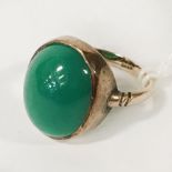 9CT GOLD RING WITH JADE CABOCHON