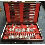 12 PLACE SETTING CANTEEN OF CUTLERY