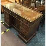 VICTORIAN MAHOGANY PEDESTAL DESK