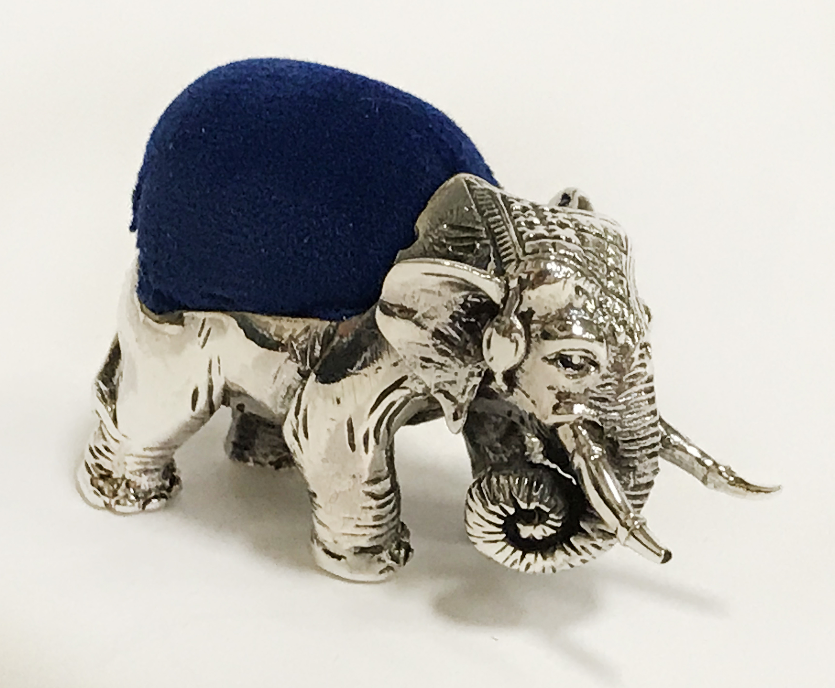 SILVER ELEPHANT PIN CUSHION