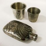 HIP FLASK & 2 CUPS