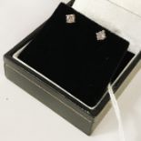 18CT WHITE GOLD SCREW BACK DIAMOND STUDS