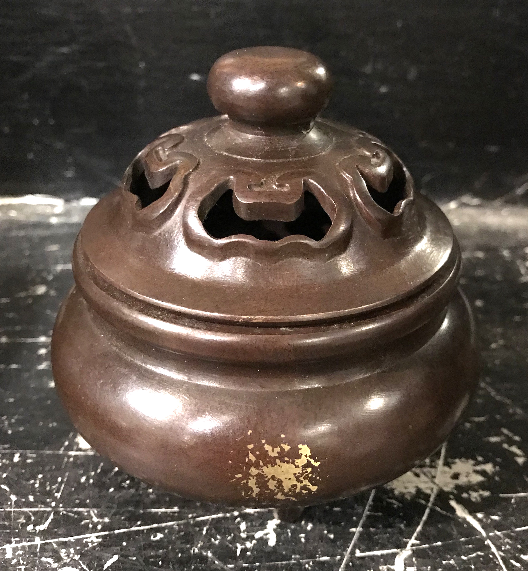 BRONZE CHINESE LIDDED CENSER