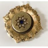 ANTIQUE 15CT GOLD SAPPHIRE & SEED PEARL BROOCH