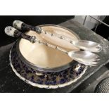 DOULTON SALAD BOWL & SERVERS