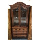 SLIMLINE DISPLAY CABINET