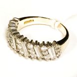 GOLD & DIAMOND LADIES RING - SET WITH BAGUETTE & TRIPLE STONE ROWS OF DIAMONDS