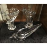 PAIR OF VANNE ''CALOR'' ART GLASS VASES & BIRD