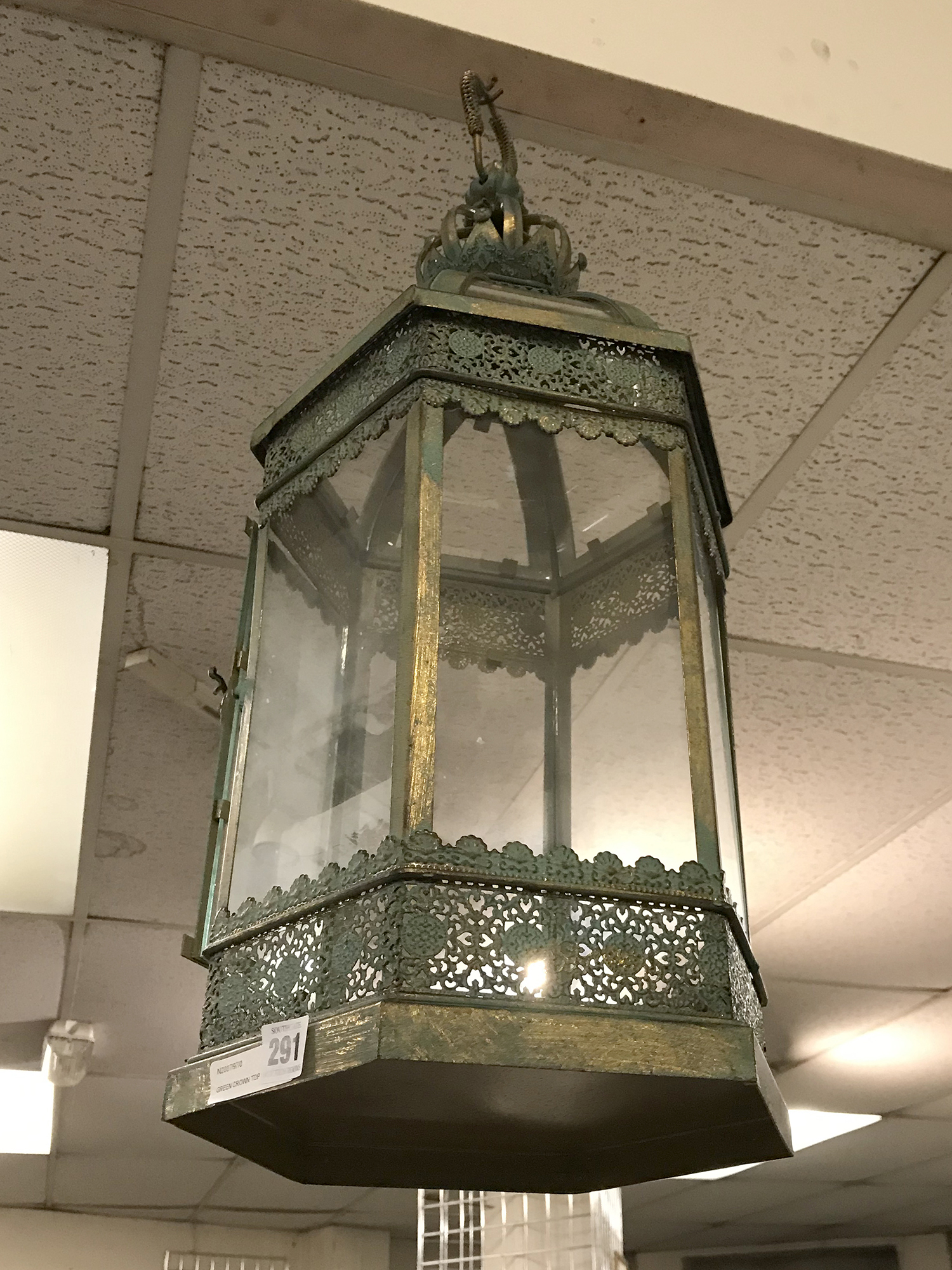 GREEN CROWN TOP LANTERN