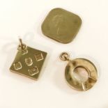 STERLING SILVER MIXED LOT PENDANT & SQUARE COIN