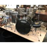 MAPEX ''HORIZON'' COMPLETE DRUM KIT WITH PRACTICE PADS & STOOL ETC - NEARLY NEW