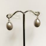 9CT WHITE GOLD CULTURED PEARL EARRINGS