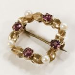 9CT GOLD BROOCH WITH SEED PEARLS & RUBIES