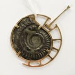 9CT GOLD TRILOBITE FOSSIL PENDANT