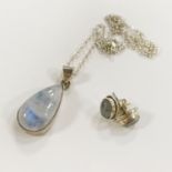 STERLING SILVER RAINBOW MOONSTONE PENDANT ON CHAIN & STUDS