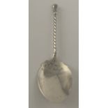 UNUSUAL DECORATIVE HALLMARKED SILVER SPOON