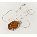 STERLING SILVER BALTIC AMBER PENDANT & CHAIN