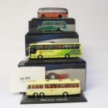 Atlas 4 Assorted Boxed Coaches