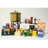 Assorted Assorted Railway Figures & Props